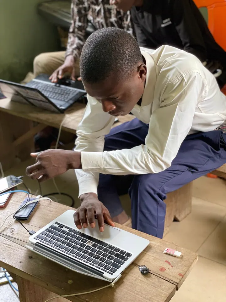 Digital skills training for refugees in Kenya